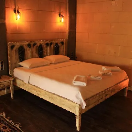 Bungalow Life Garden Hotel